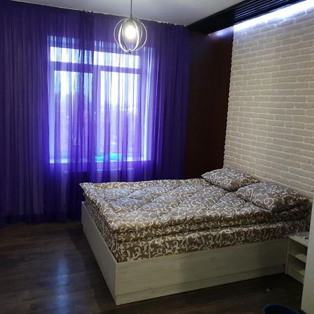 Travel Station Apartment Ivano-Frankivsk Exteriör bild