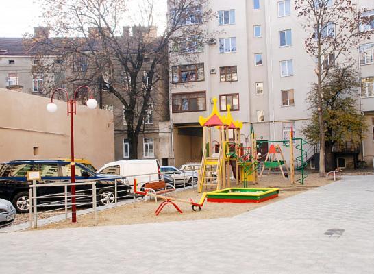 Travel Station Apartment Ivano-Frankivsk Exteriör bild